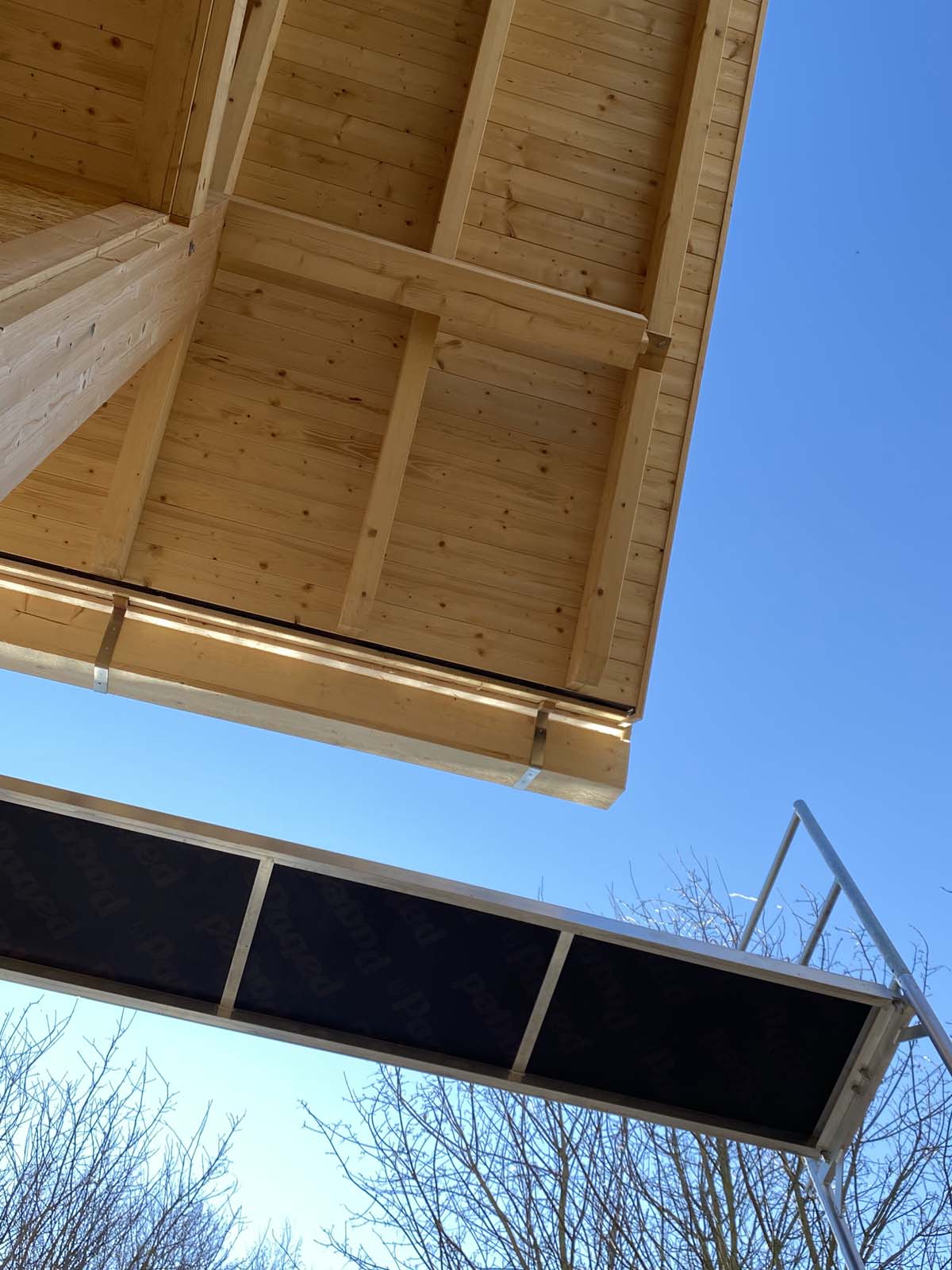 Holzskeletthaus - Traufe herrichten Holzskeletthaus - Traufe herrichten