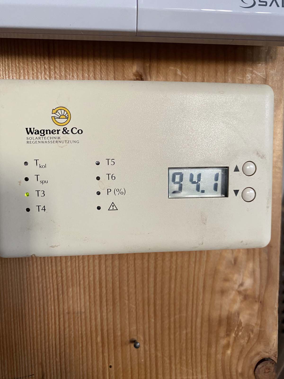 zuhause ist der 1.500 Liter Puffer gut aufgeheizt zuhause ist der 1.500 Liter Puffer gut aufgeheizt