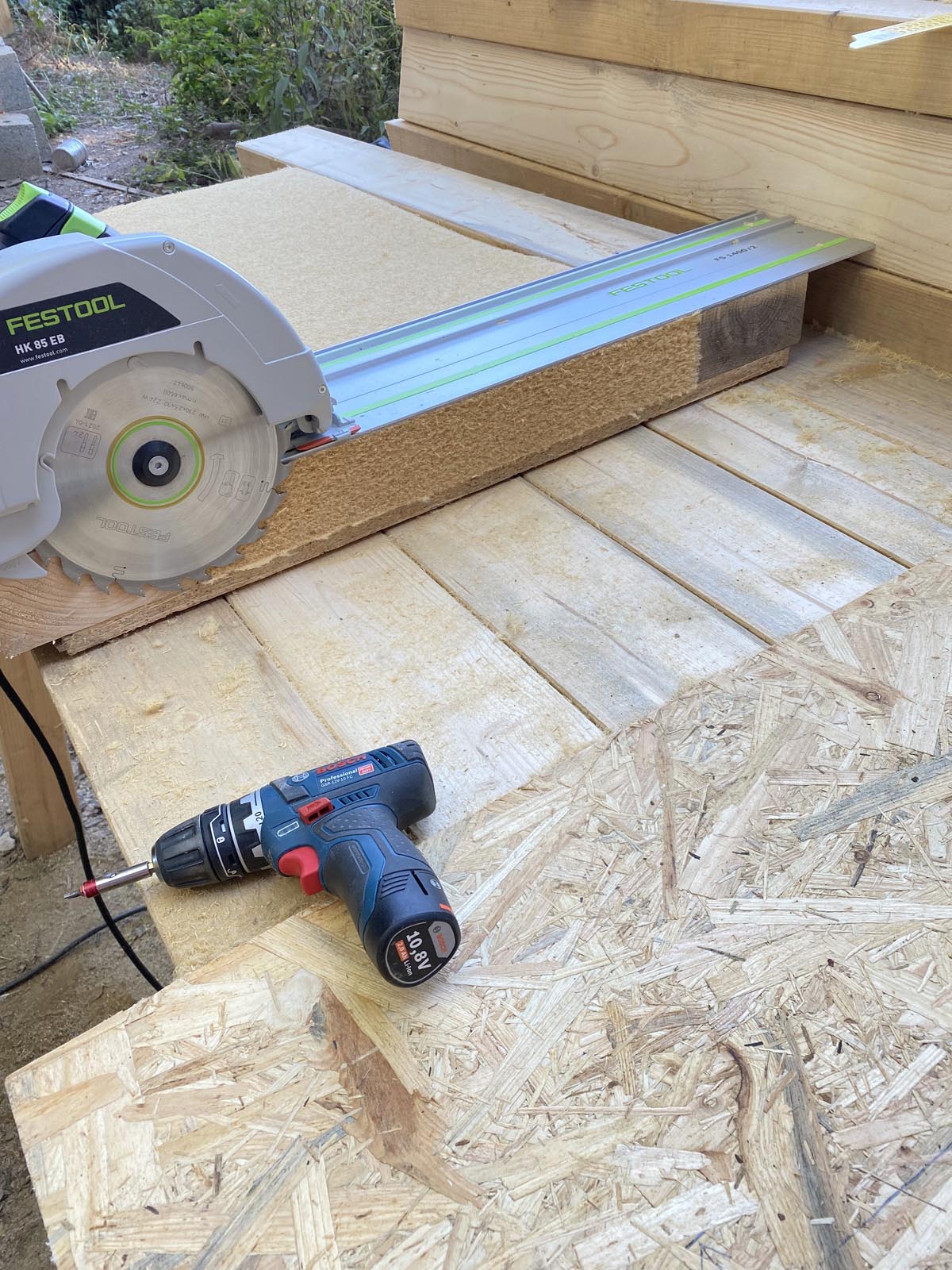 mal kurzfristig eine Schablone für den Zuschnitt der Dämmung gebaut mal kurzfristig eine Schablone für den Zuschnitt der Dämmung gebaut