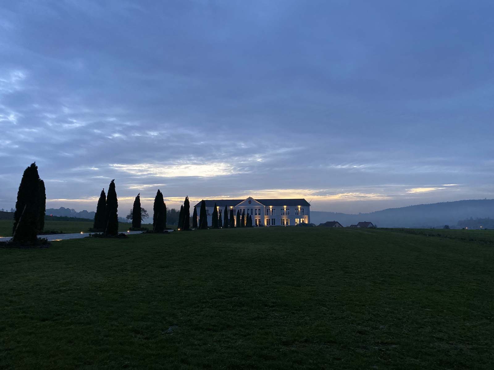 Villa der Neureichen Villa der Neureichen